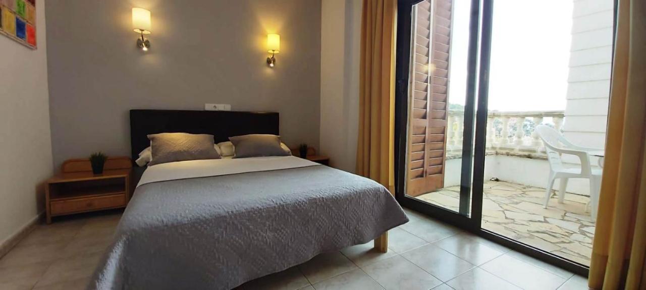 יורט דה מאר Hotel Bonsol מראה חיצוני תמונה